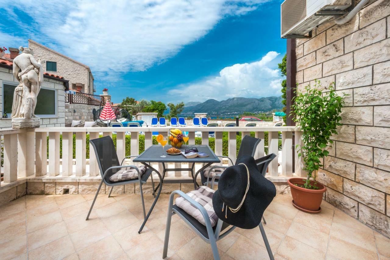 Villa Markoc ツァヴタット エクステリア 写真